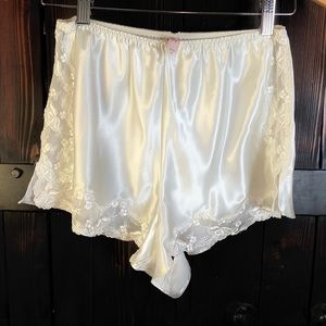 Victoria’s Secret satin lace panties M